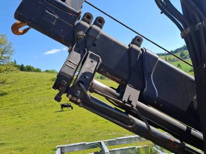 Bild 2:Dvigalo Palfinger PK14080