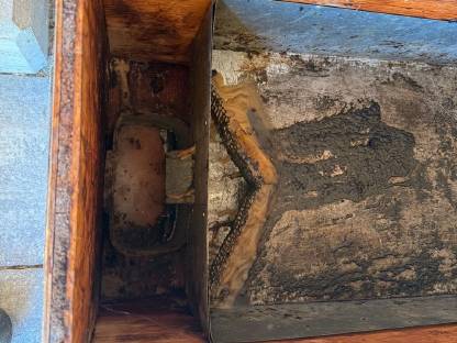 Bild 4:Sonnenwachsschmelzer Marke Eigenbau