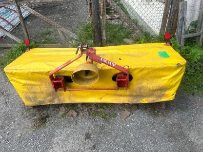 Bild 5:Aebi Frontmähwerk Welger 190