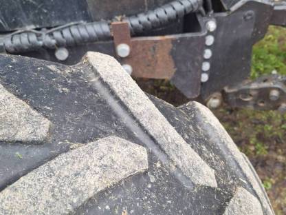 Bild 4:Traktorreifen