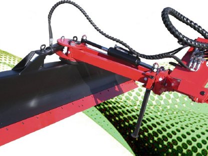 Bild 2:Planierschilder für Traktoren