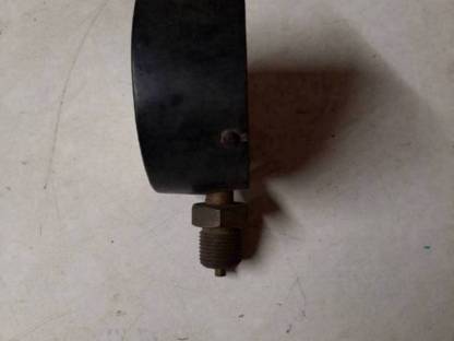 Bild 2:Großer Druck-Manometer