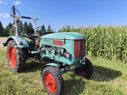 Traktor Hanomag Perfekt 300