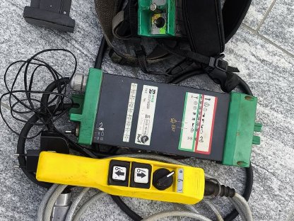 Bild 6:Tajfun EGV 65 AHK mit Funk, hydr. Seilausstoß