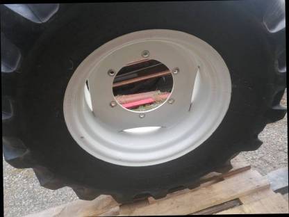 Bild 5:Kompletträder Steyr Kompakt/New Holland