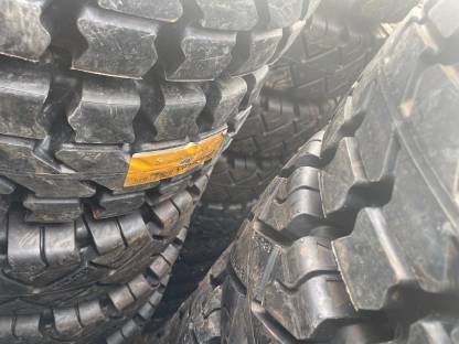 Bild 4:Staplerräder 180/70-8 Rim 4,33-8 (18x7-8) Solideal und Conti