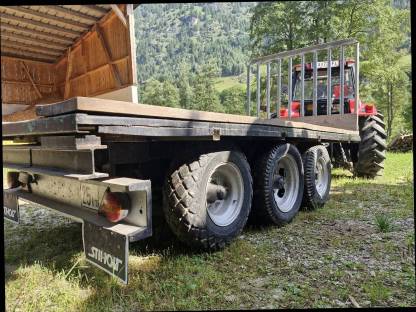 Bild 5:Wagen 3-Achsanhänger