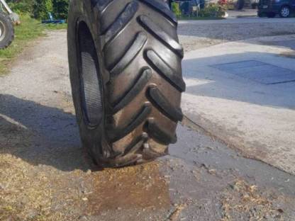 Bild 4:Traktorreifen Michelin 650/65 R38