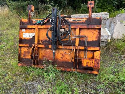 Bild 2:Hydrac Splitstreuer Winterdienststreuer Walzenstreuer SL1800