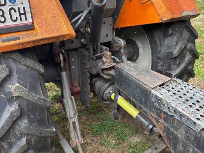 Bild 3:Renault Traktor, Rückewagen