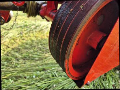 Bild 5:Pöttinger TM 3 III Trommelmähwerk Heckmähwerk Mähwerk