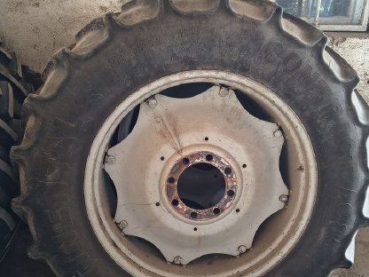 Bild 5:4 Stk. Kompletträder