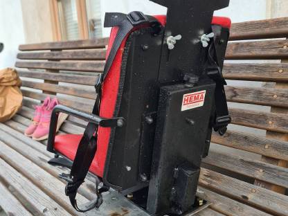 Bild 2:Hema Kindersitz Traktor