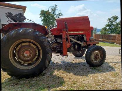 Bild 5:Massey Ferguson 65 und Steyr 188