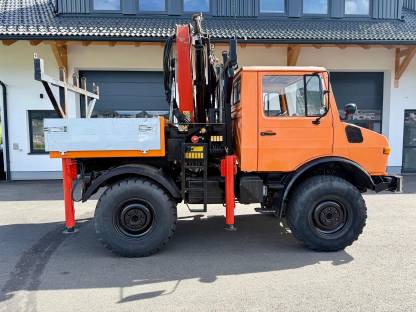 Bild 4:UNIMOG U1000 mit Palfinger Kran