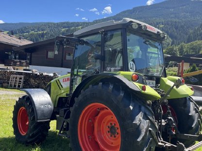 Bild 4:Claas Axos 340 CX