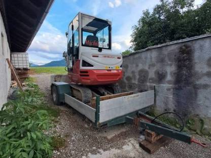 Tieflader für Baggertransport