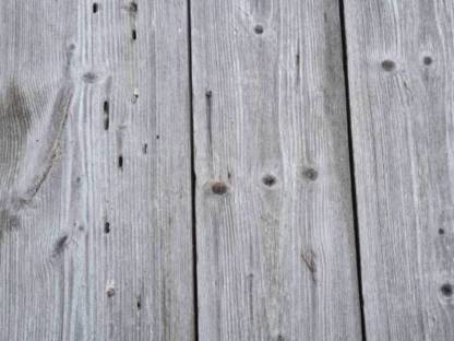 Bild 2:Altholzbretter