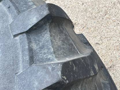 Bild 4:Traktorhinterreifen Trelleborg 650/85 R 38