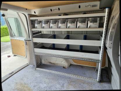 Bild 2:Sortimo Regal für VW Caddy