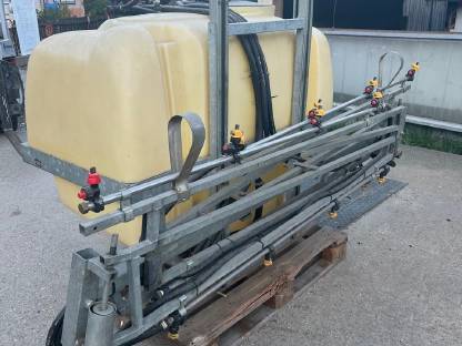 Bild 3:Opve 600 l Feldspritze