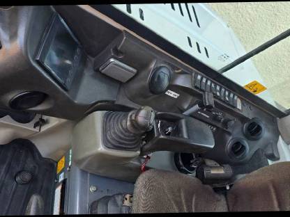 Bild 6:Takeuchi TB260 mit Rototilt