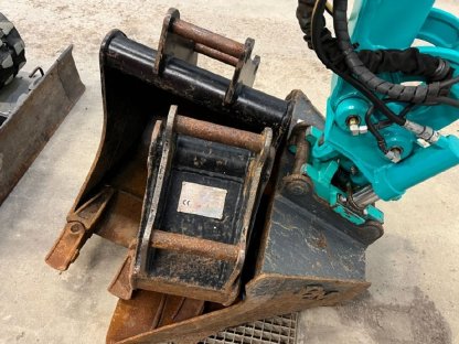 Bild 2:Kobelco SK 10SR