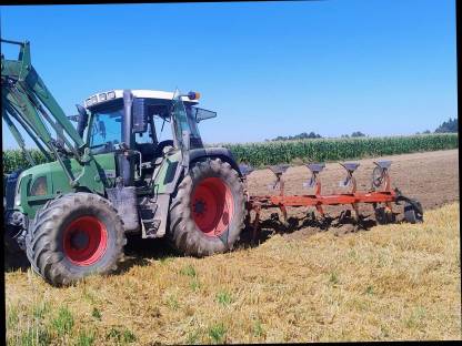 Bild 6:2 Stk. Kverneland Pflug Vario