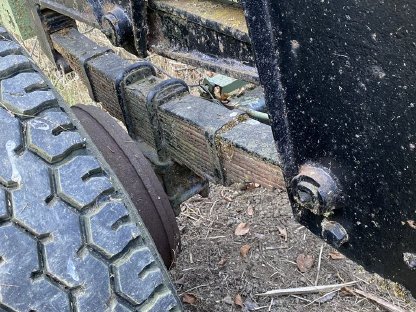 Bild 2:Anhänger Ballenhänger