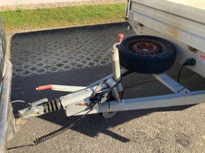 Bild 3:Autoanhänger Marke Humbauer