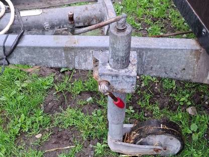 Bild 2:Westfalia Viehanhänger