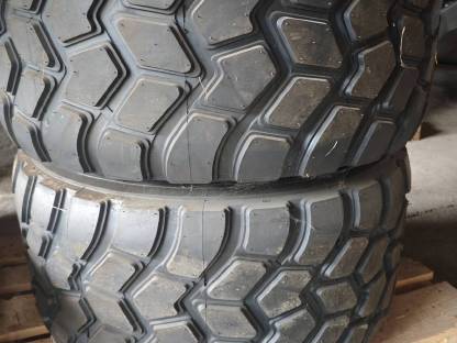 Kompletträder 445/45R19.5