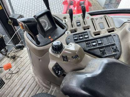 Bild 4:CASE MXU 110 Traktor STEYR PROFI