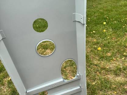 Bild 3:Originale lärmreduzierte Motorhaube für Steyr