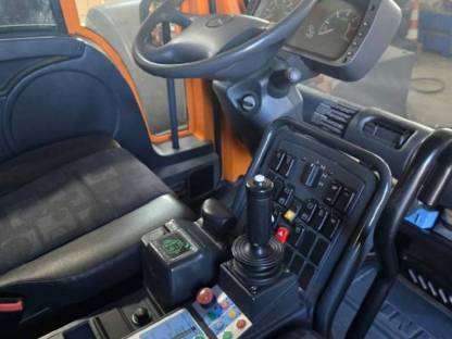 Bild 6:Unimog U400 Mercedes-Benz