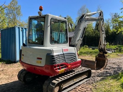 Takeuchi TB250