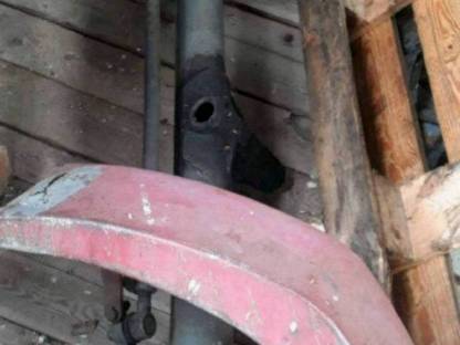 Bild 2:Traktorteile Steyr 760, 540