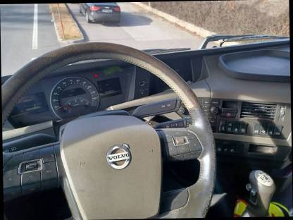 Bild 3:Volvo Holztransporter 6x4 FH 500