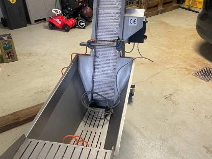 Bild 3:Obstwaschanlage MKM 1000