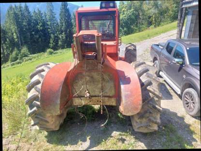 Bild 6:Forstschlepper Timberjack 380 B