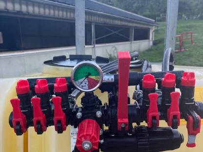 Bild 2:Opve 600 l Feldspritze