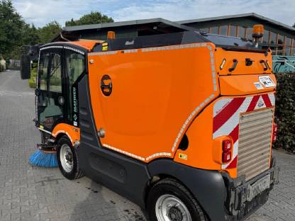 Bild 2:Mathieu Azura Flex MC 210 Kehrmaschine