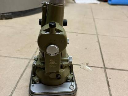 Bild 2:Theodolit Kern