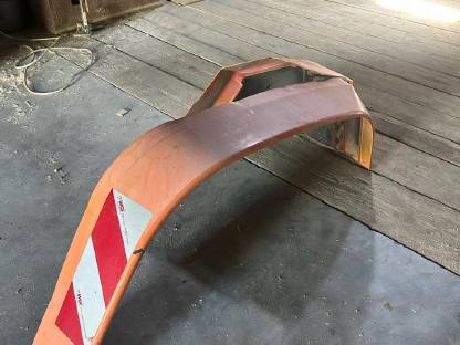 Bild 7:Steyr 9000 Serie Kotflügel hinten