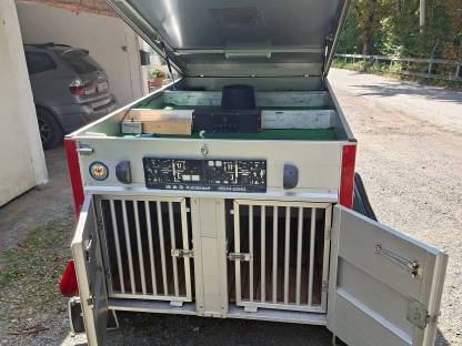 Bild 5:Hundeanhänger