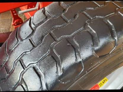 Bild 3:2 Stk. Kompletträder 385/65 R22.5