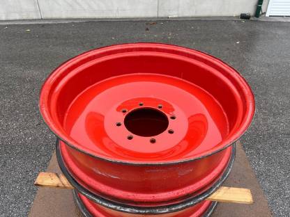 Bild 2:Fendt 200 Vario Pflegebereifung