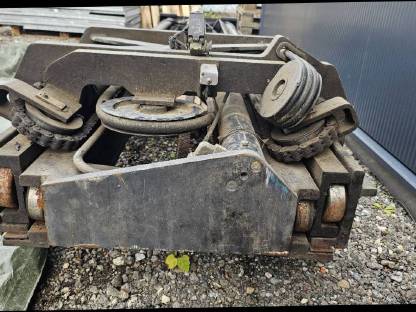 Bild 3:Hubmast, Staplermast, Heckstapler