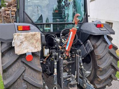 Bild 5:Deutz Fahr Agroplus 80 Premium mit Hauer Frontlader HLS 70