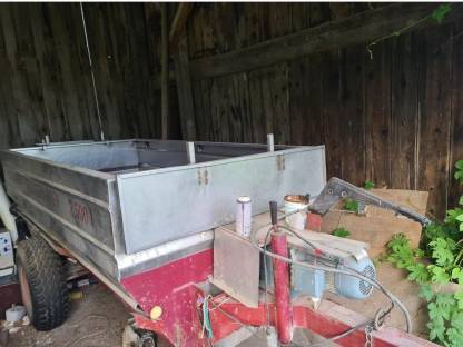 Bild 4:Lesewagen, Traubenwagen Niro